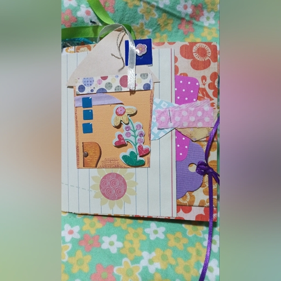 Colorful Patterned Scrapbook - Picture 3 of 9